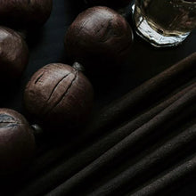 Įkelti vaizdą į galerijos rodinį, smilkalai // sandalwood
