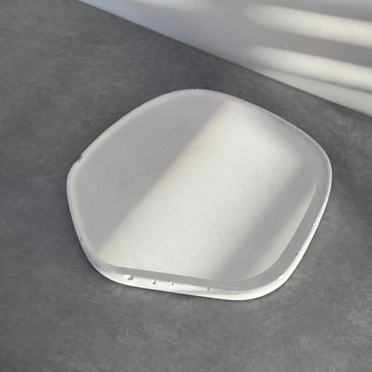 betoninis padėklas // migla.