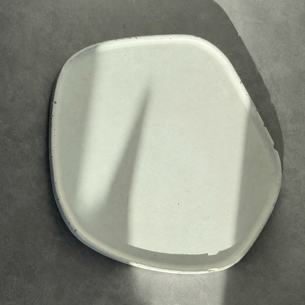 betoninis padėklas // migla.