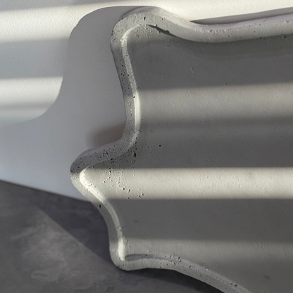 betoninis padėklas // bala.