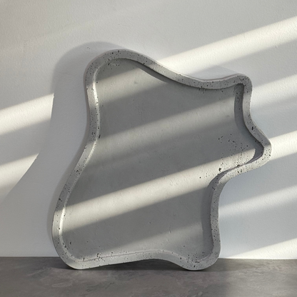 betoninis padėklas // bala.